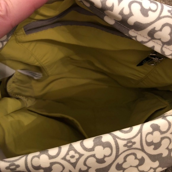 Petunia Pickle Bottom Diaper Bag EUC‎ - Picture 8 of 11